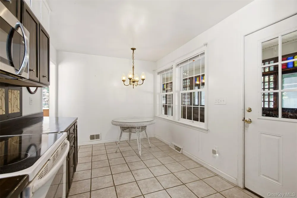 300 McKinley Terrace Centerport, NY 11721