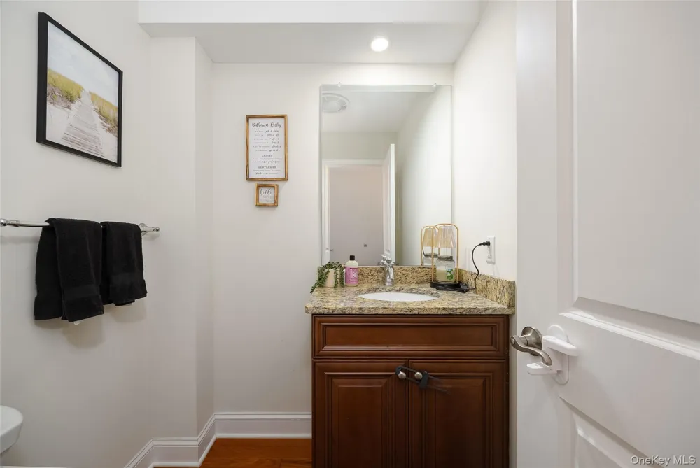 320 Hudson View Terrace Hyde Park, NY 12538
