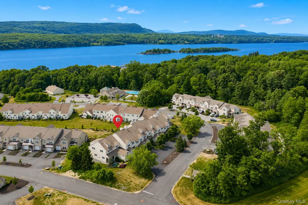 320 Hudson View Terrace Hyde Park, NY 12538