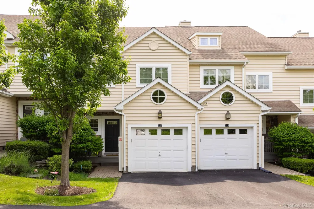 320 Hudson View Terrace Hyde Park, NY 12538