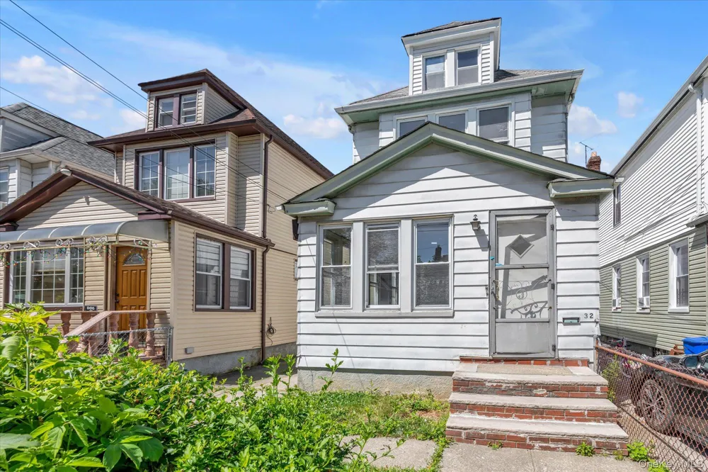 11232 196th Street Saint Albans, NY 11412