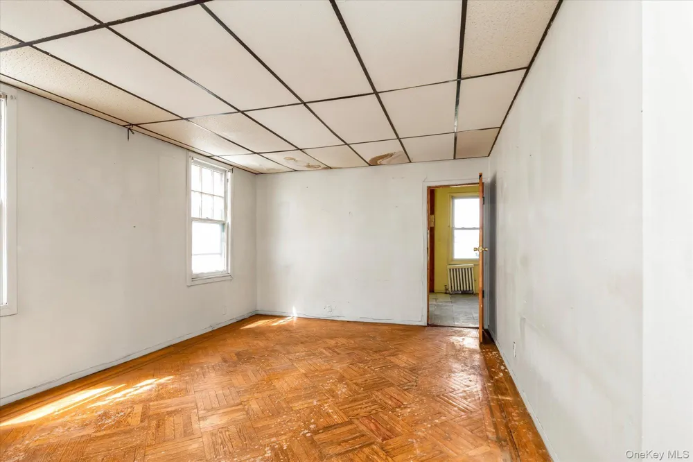 11232 196th Street Saint Albans, NY 11412