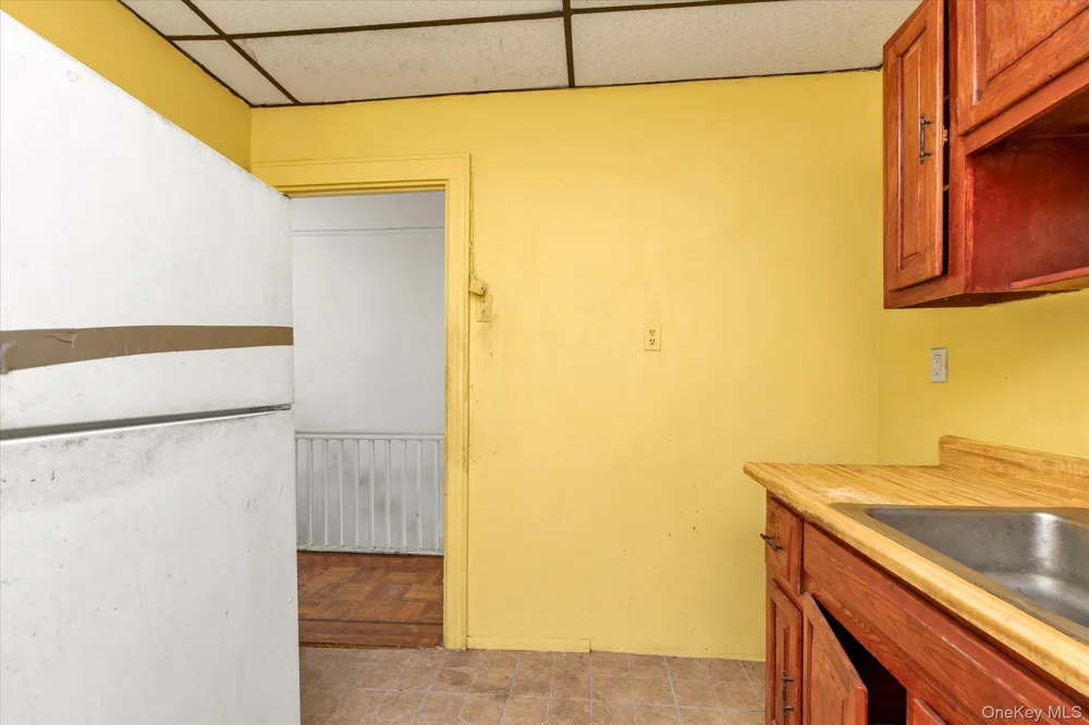 11232 196th Street Saint Albans, NY 11412