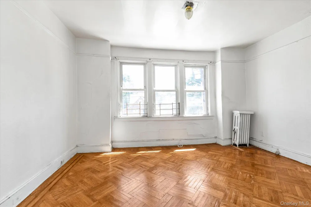 11232 196th Street Saint Albans, NY 11412