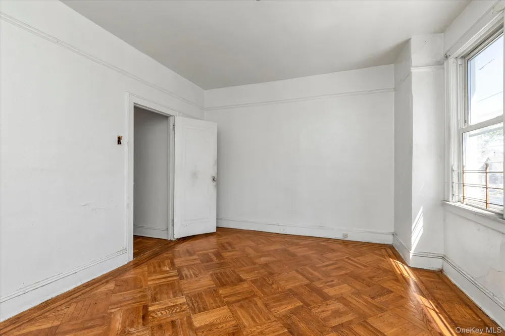 11232 196th Street Saint Albans, NY 11412
