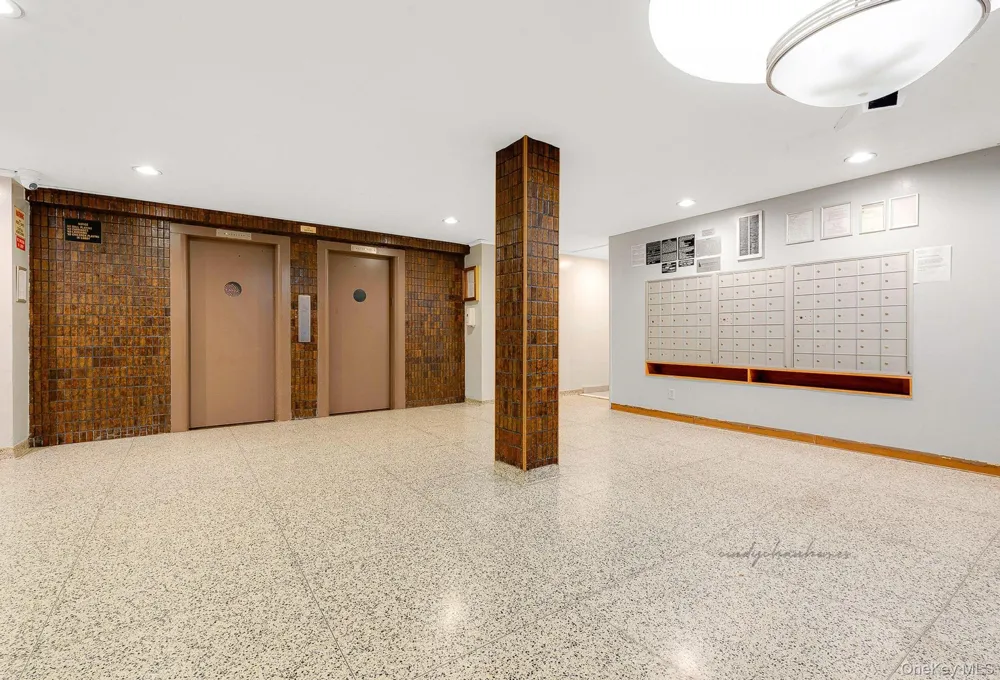 66-10 Thornton Place #2E Rego Park, NY 11374