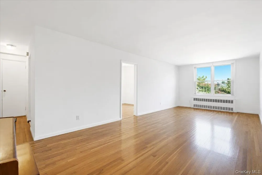 66-10 Thornton Place #2E Rego Park, NY 11374