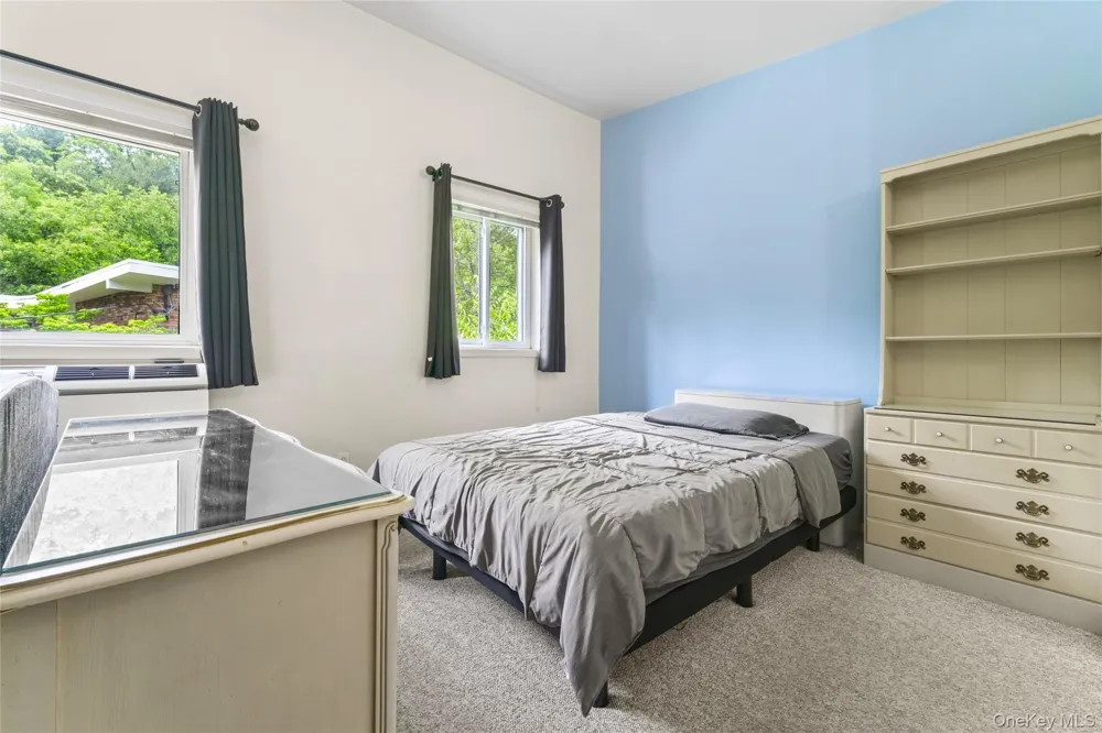 200 Lexington Ave #12E Oyster Bay, NY 11771