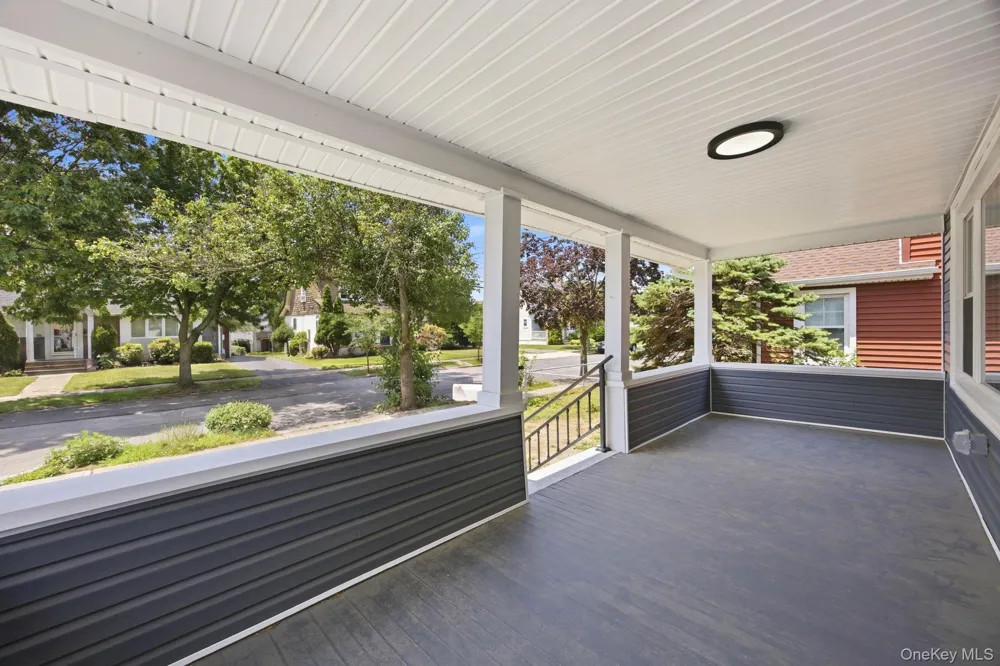 107 E Saint Marks Place Valley Stream, NY 11580