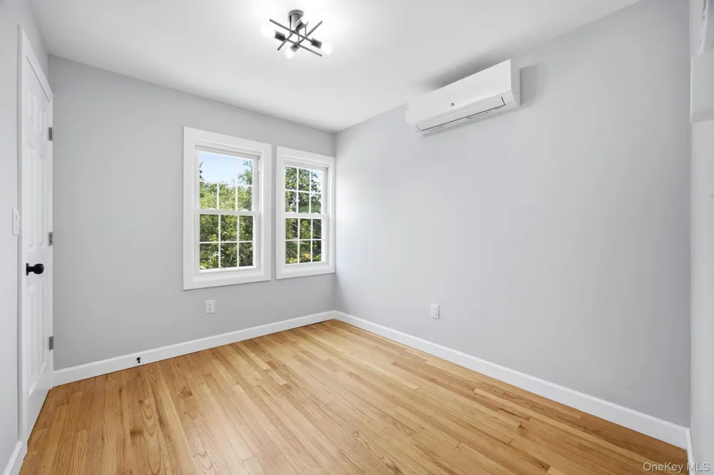 107 E Saint Marks Place Valley Stream, NY 11580