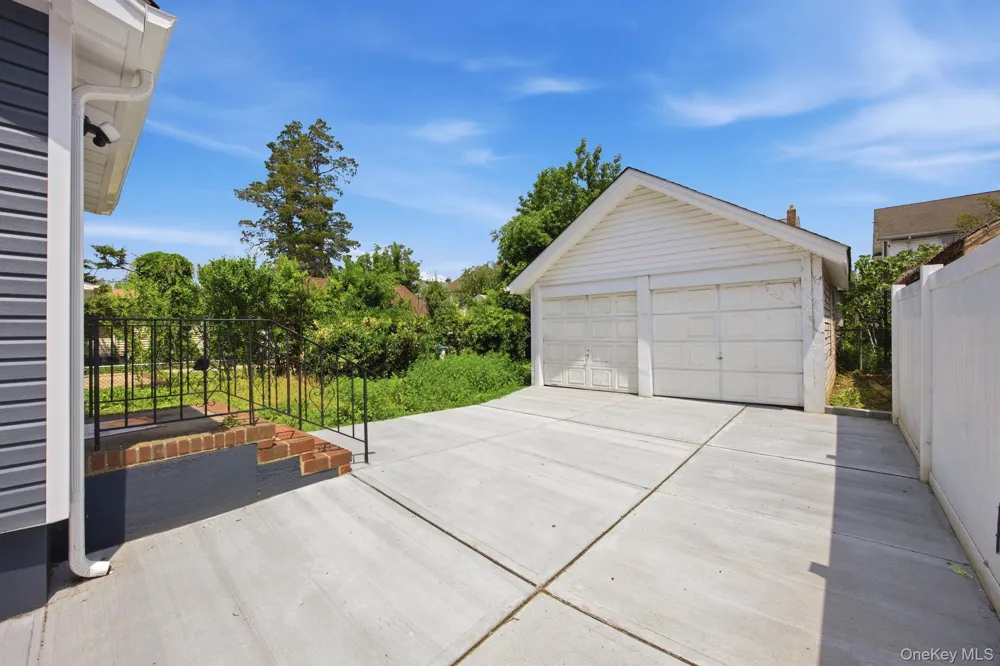 107 E Saint Marks Place Valley Stream, NY 11580