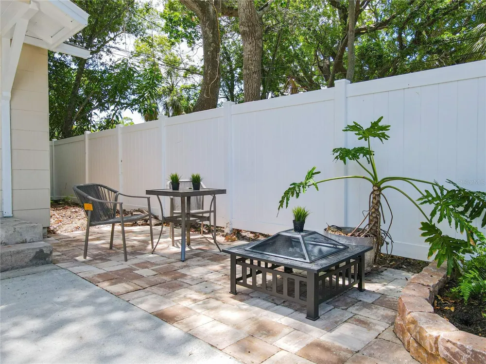 609 OSCEOLA AVENUE #A & B Clearwater, FL 33755