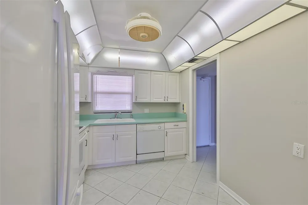 1270 GULF BOULEVARD #1706 Clearwater Beach, FL 33767