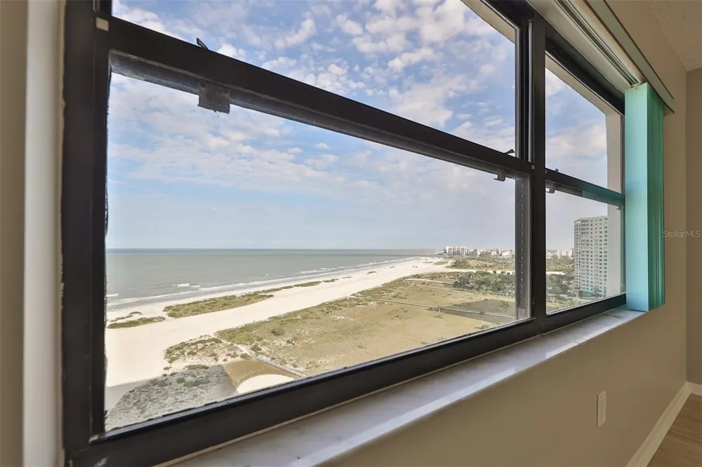 1270 GULF BOULEVARD #1706 Clearwater Beach, FL 33767