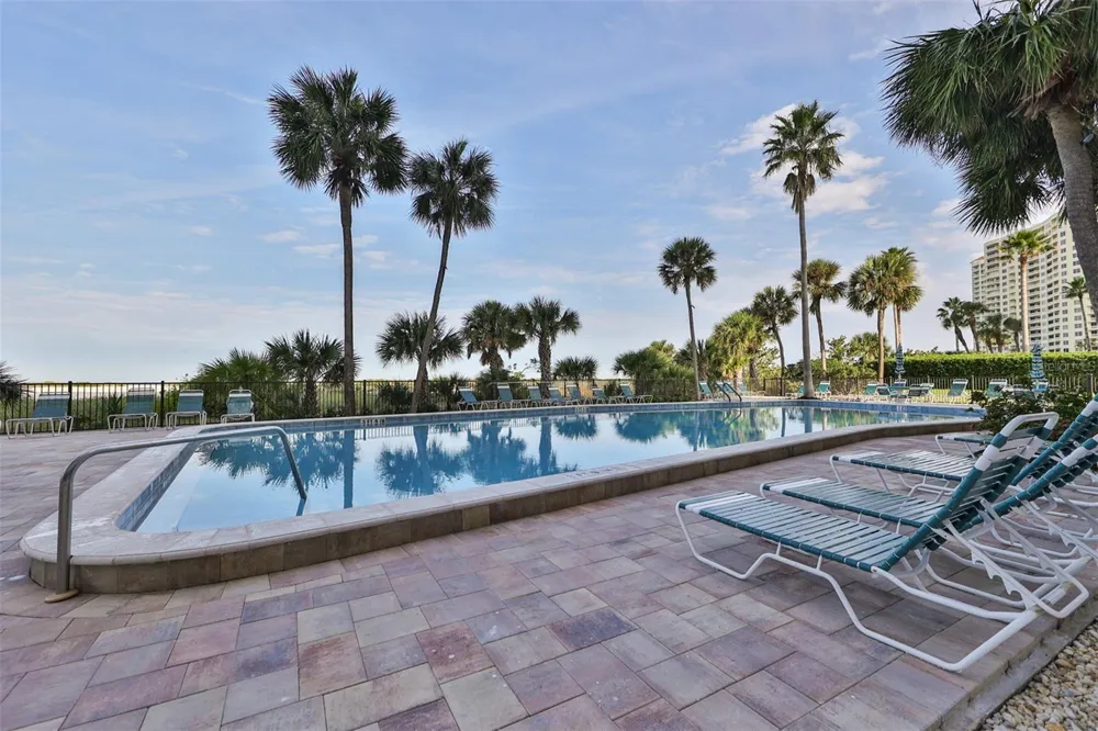 1270 GULF BOULEVARD #1706 Clearwater Beach, FL 33767