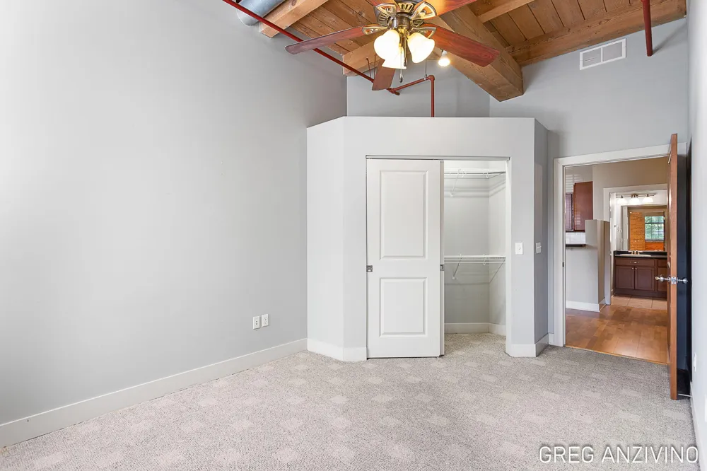533 Columbia Avenue #113 Holland City, MI 49423
