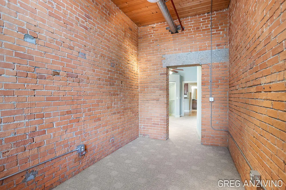 533 Columbia Avenue #113 Holland City, MI 49423