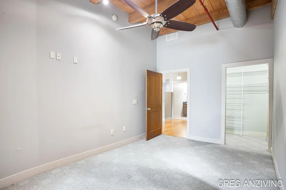 533 Columbia Avenue #113 Holland City, MI 49423