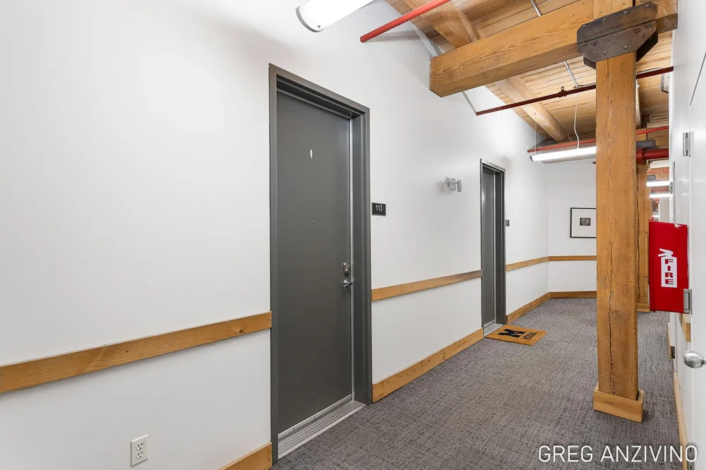 533 Columbia Avenue #113 Holland City, MI 49423