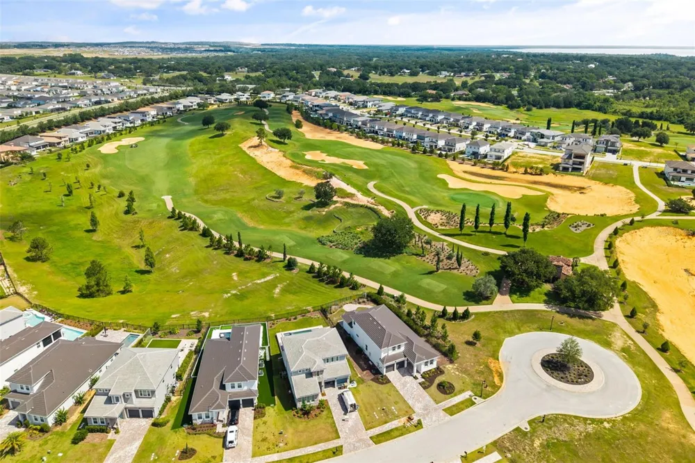 16000 VOLTERRA POINT Bella Collina, FL 34756