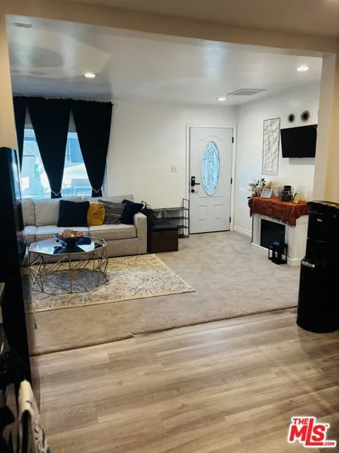 1377 Sultana