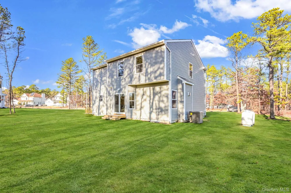 42 Judith Drive Coram, NY 11727