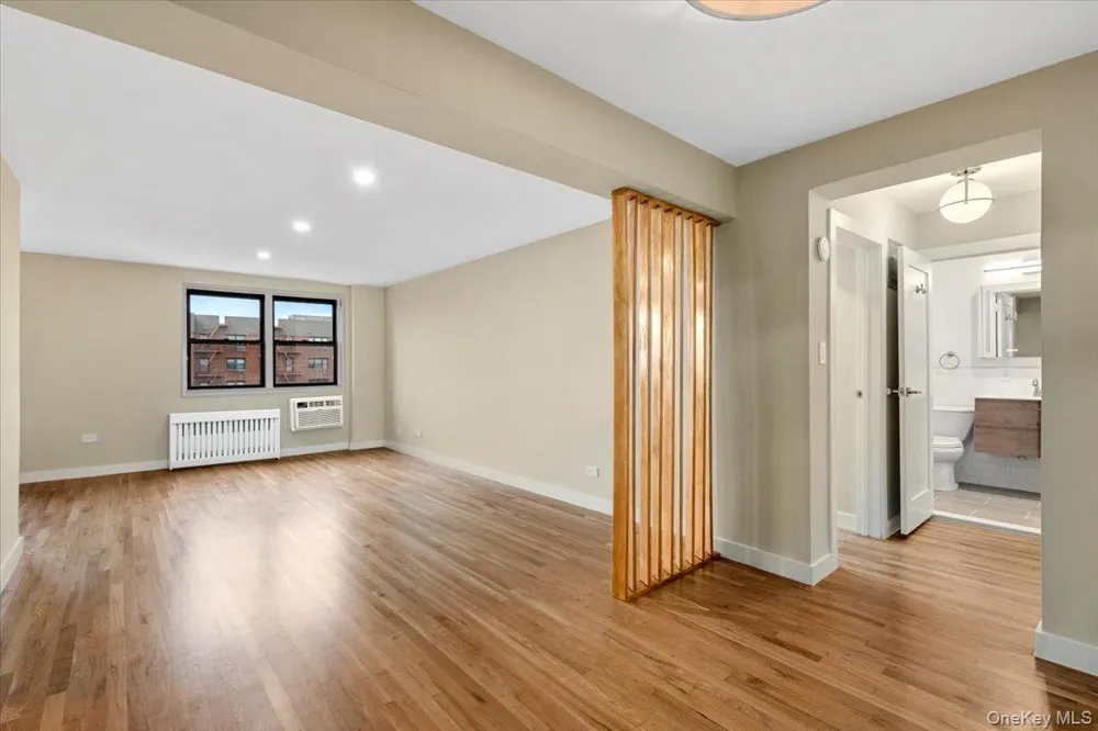 84-29 155 AVENUE #5J Howard Beach, NY 11414