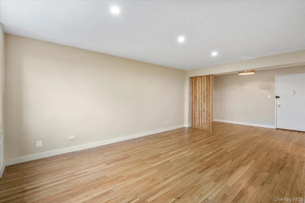 84-29 155 AVENUE #5J Howard Beach, NY 11414