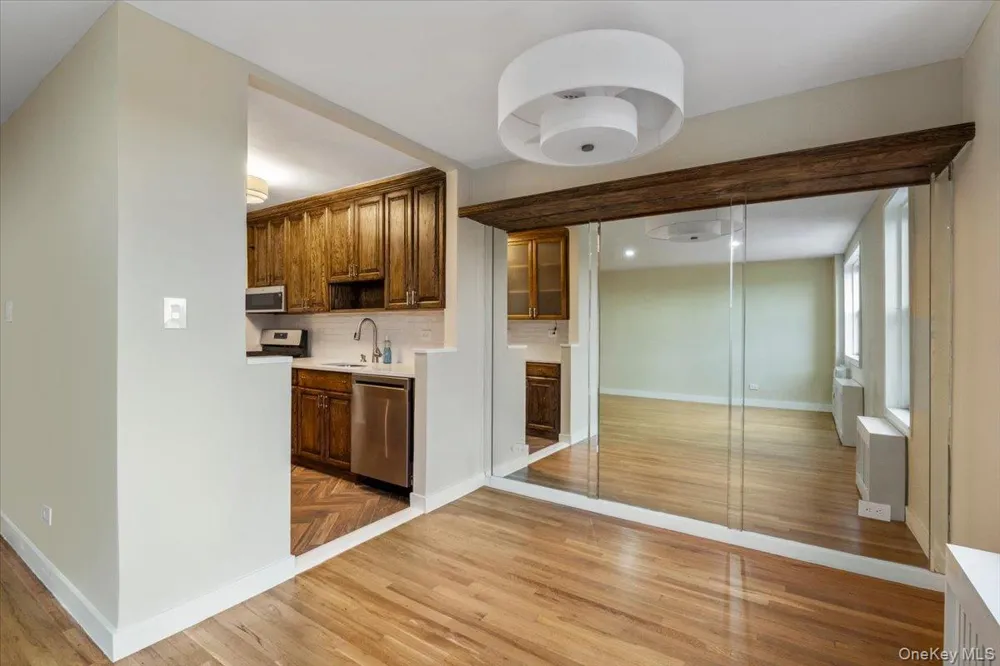 84-29 155 AVENUE #5J Howard Beach, NY 11414