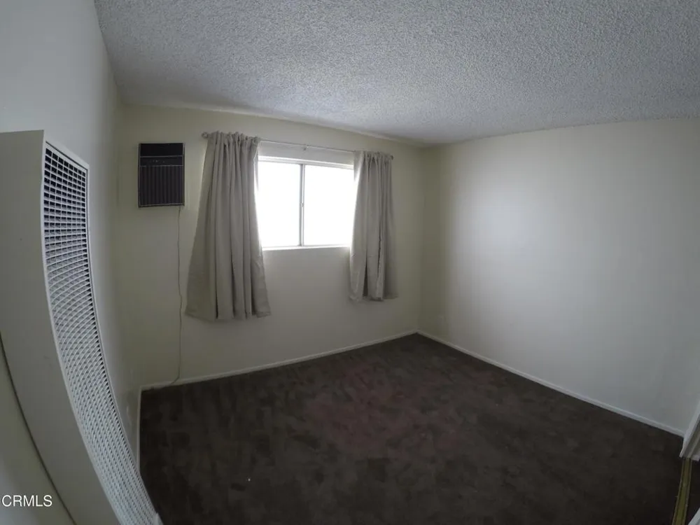 13050 Dronfield Ave #21 Sylmar, CA 91342