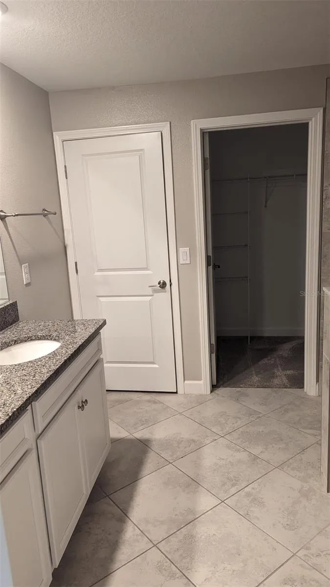1384 WHITE FOX RUN Lutz, FL 33549