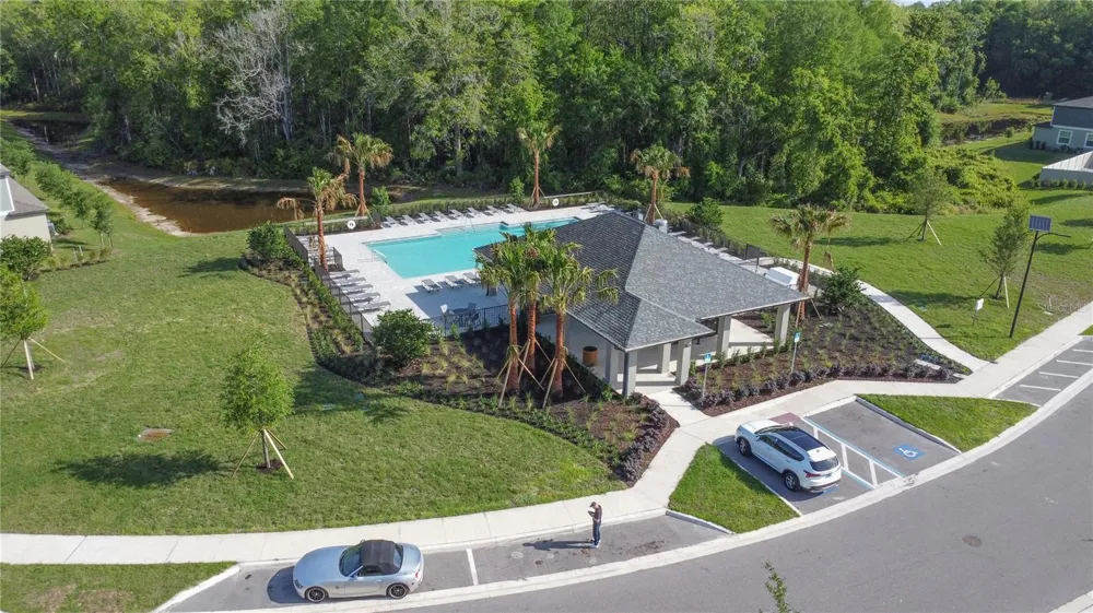 Address Not Shown Land O Lakes, FL 34638
