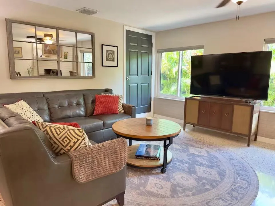 5214 27TH AVENUE S #2 Gulfport, FL 33707