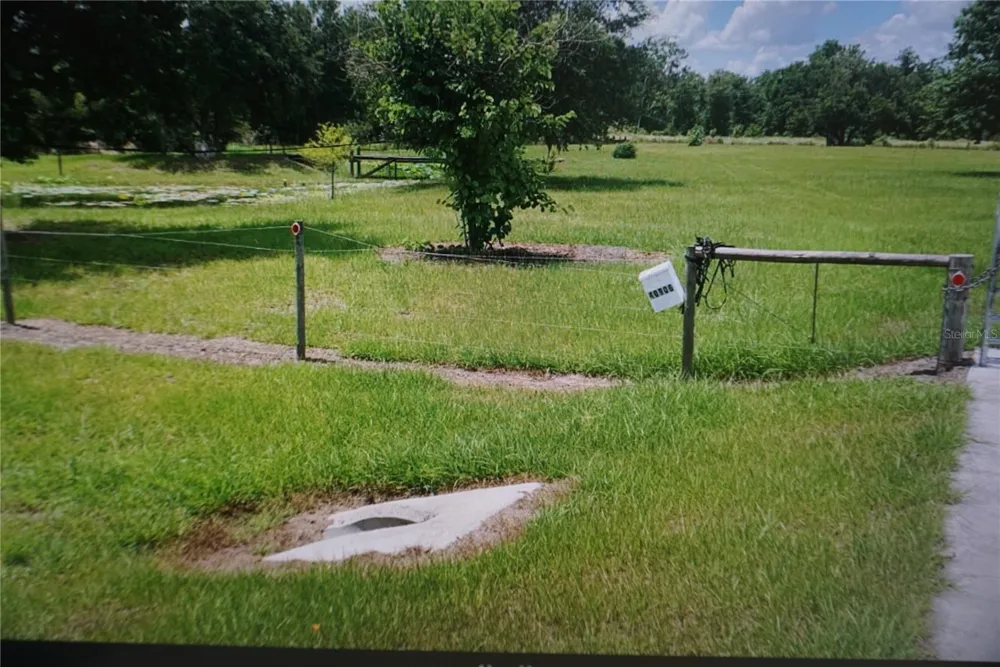 40906 11TH AVENUE E Myakka City, FL 34251