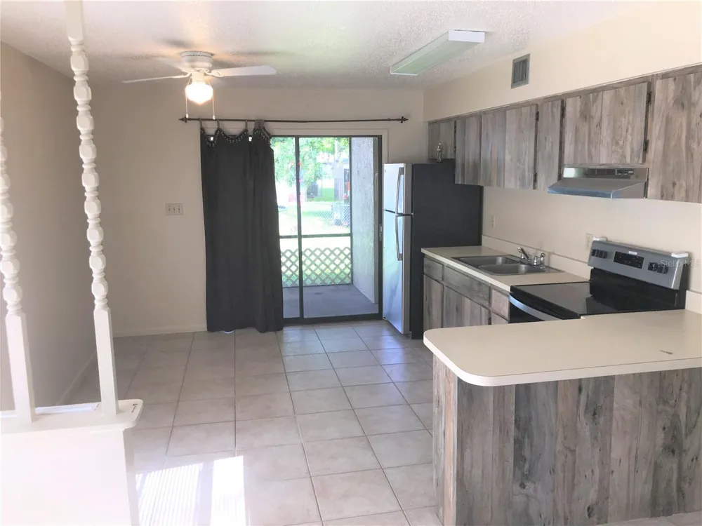 2806 46TH AVENUE DRIVE W Bradenton, FL 34207