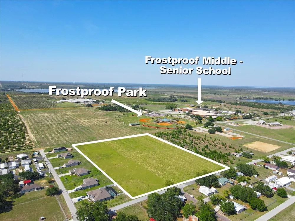 360 SWINGLE STREET Frostproof, FL 33843