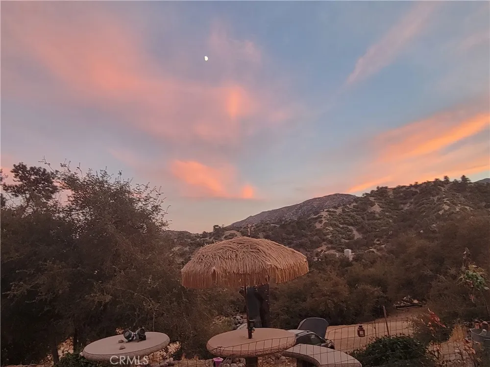 3131 Whispering Pines Rd Pinon Hills, CA 92397