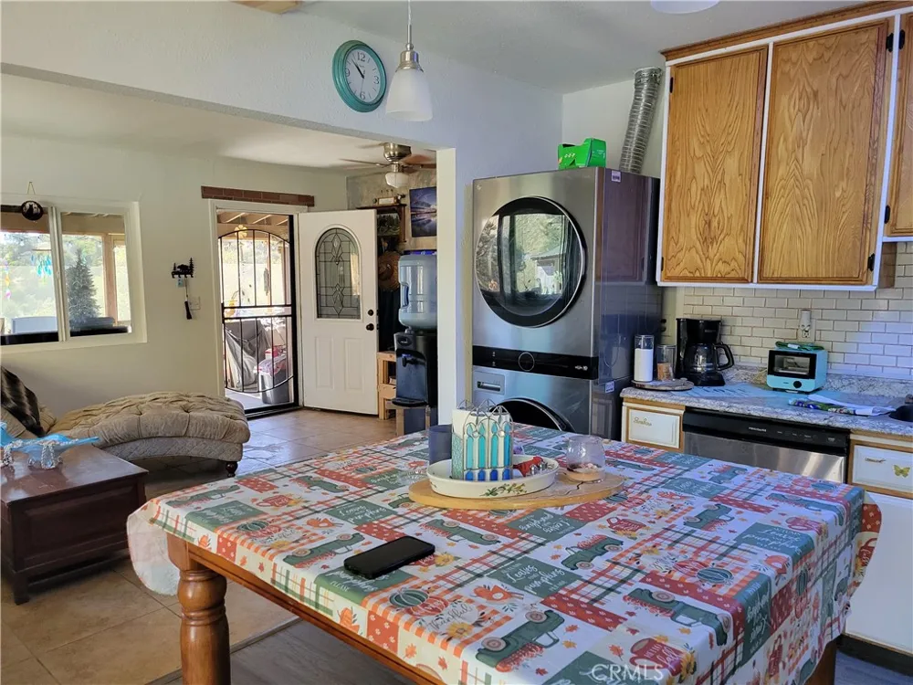 3131 Whispering Pines Rd Pinon Hills, CA 92397