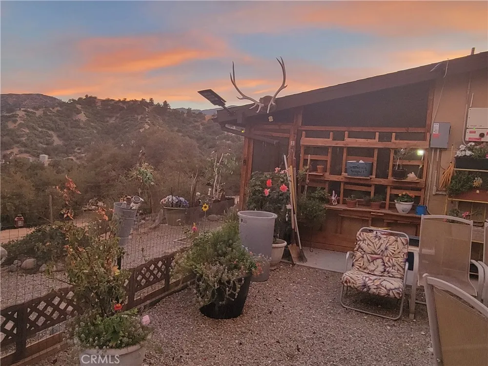 3131 Whispering Pines Rd Pinon Hills, CA 92397