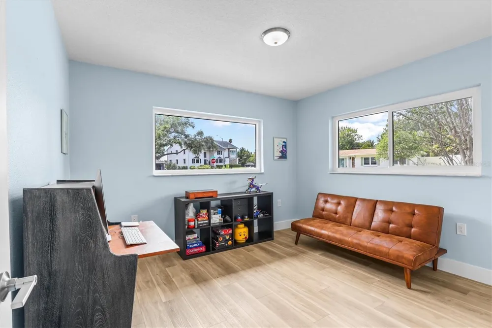 628 ONTARIO AVENUE Tampa, FL 33606