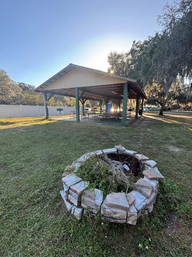 25219 141ST LANE NE #252 Fort Mc Coy, FL 32134