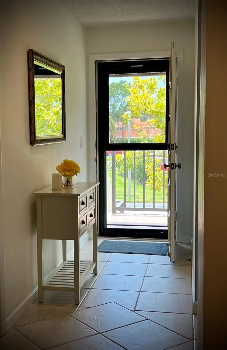 4606 WEYBRIDGE #26 Sarasota, FL 34235