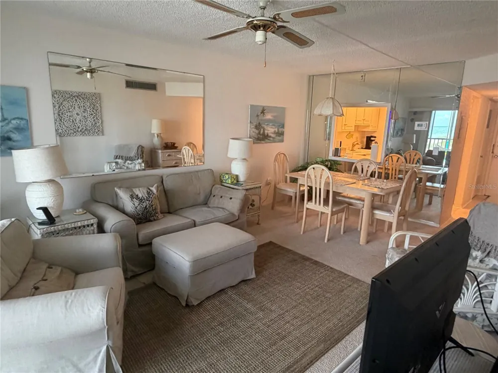 1400 TARPON CENTER DRIVE #202 Venice, FL 34285