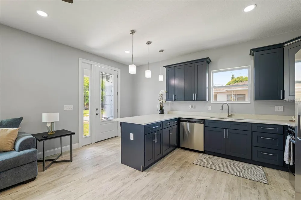 2617 W SAINT JOSEPH STREET #2 Tampa, FL 33607