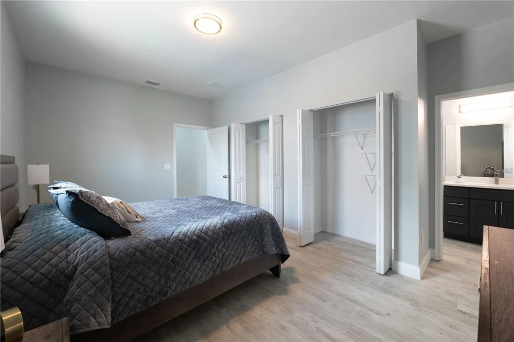 2617 W SAINT JOSEPH STREET #2 Tampa, FL 33607