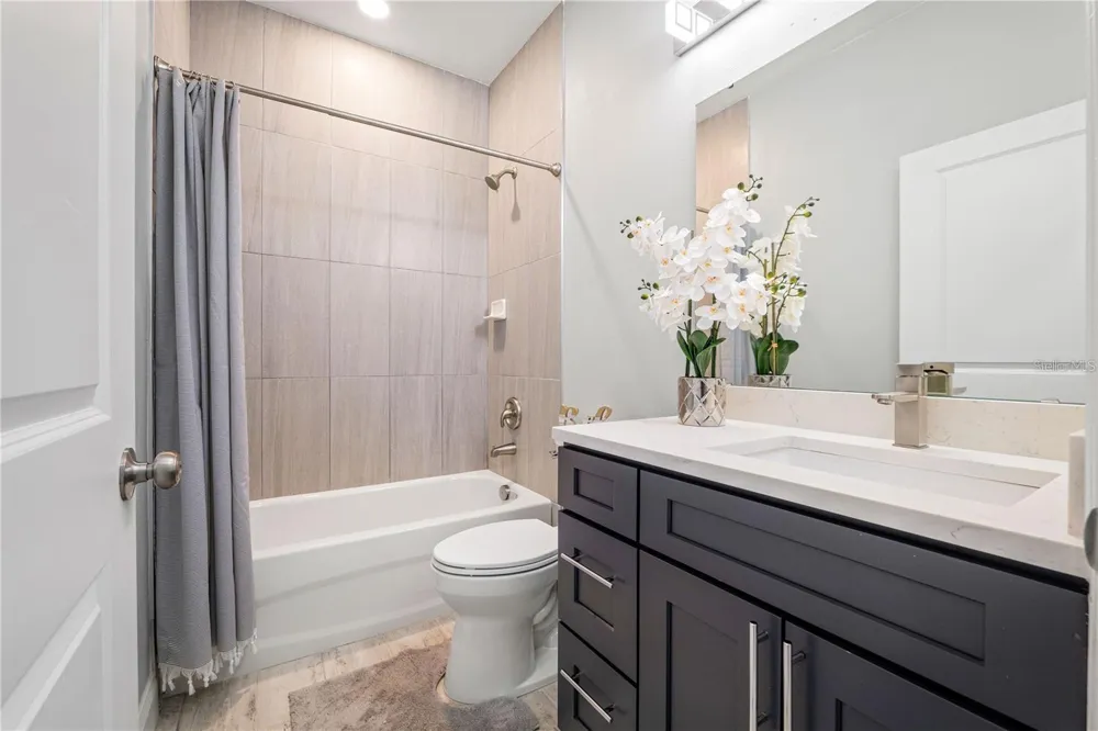 2617 W SAINT JOSEPH STREET #2 Tampa, FL 33607