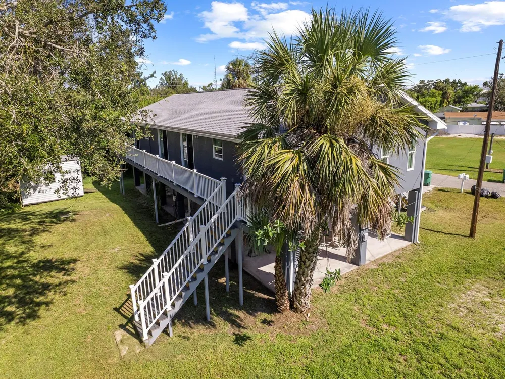23019 SENECA AVENUE #B Port Charlotte, FL 33980