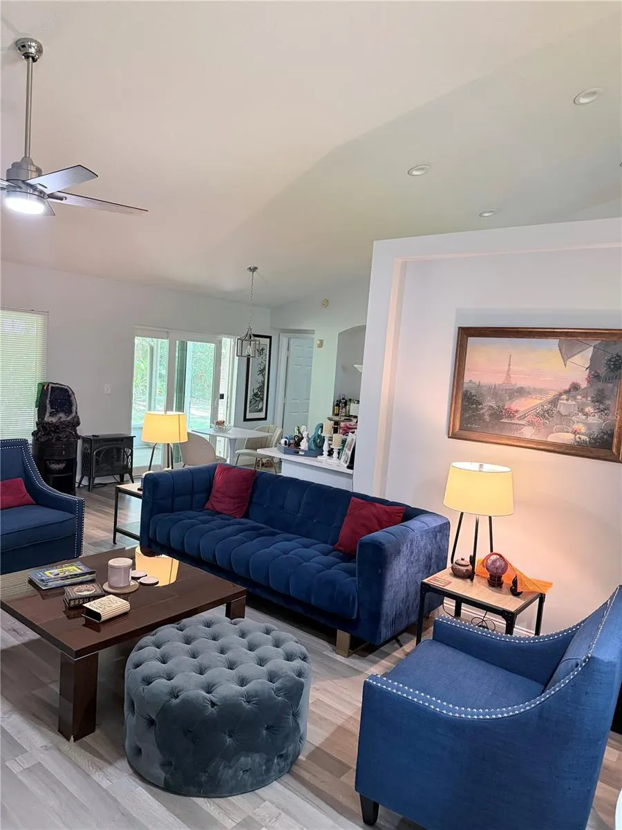 1808 POWDER RIDGE DRIVE Valrico, FL 33594