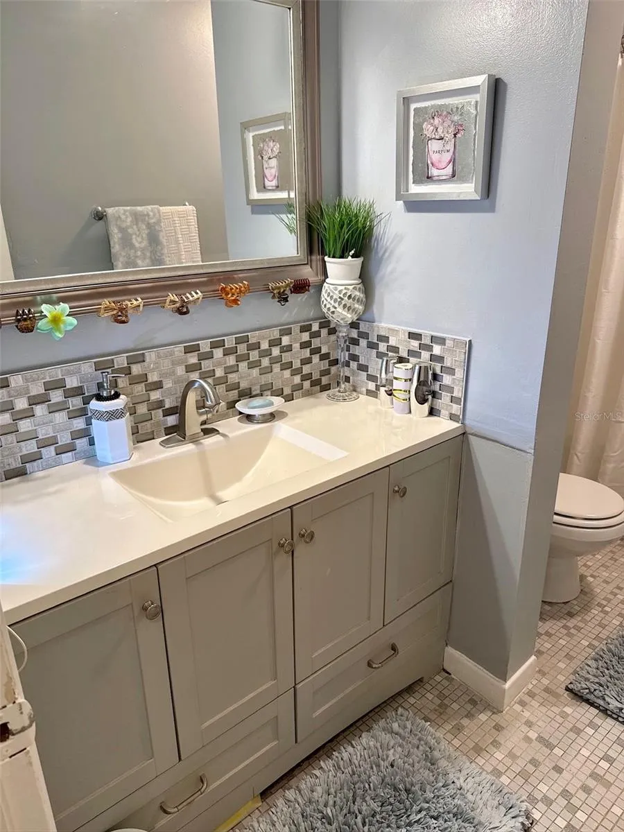 5357 81ST STREET #15 St Petersburg, FL 33709