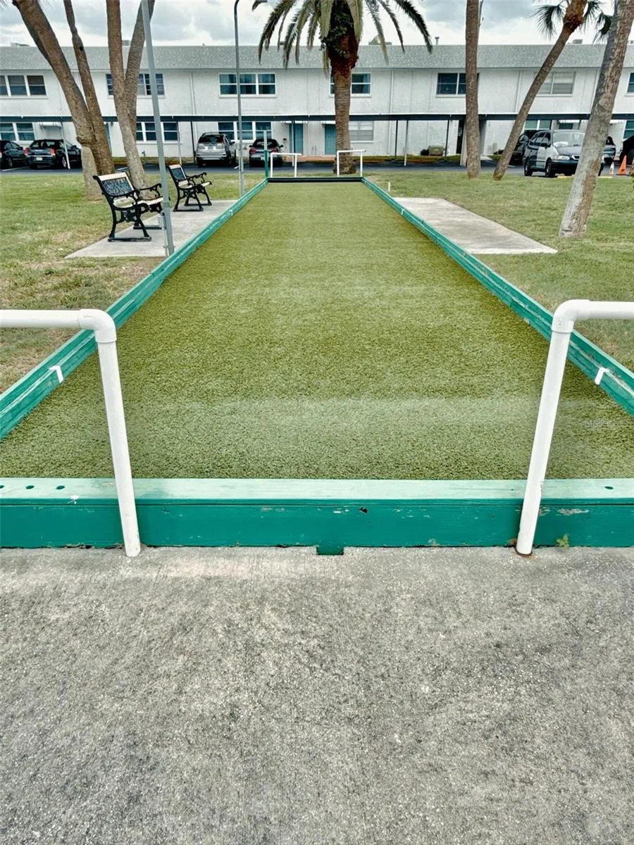 5357 81ST STREET #15 St Petersburg, FL 33709